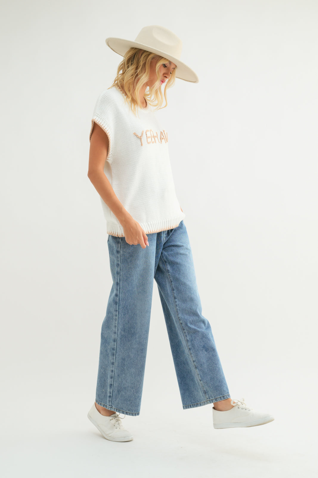 YEEHAW HAND LETTERED CONTRAST SWEATER