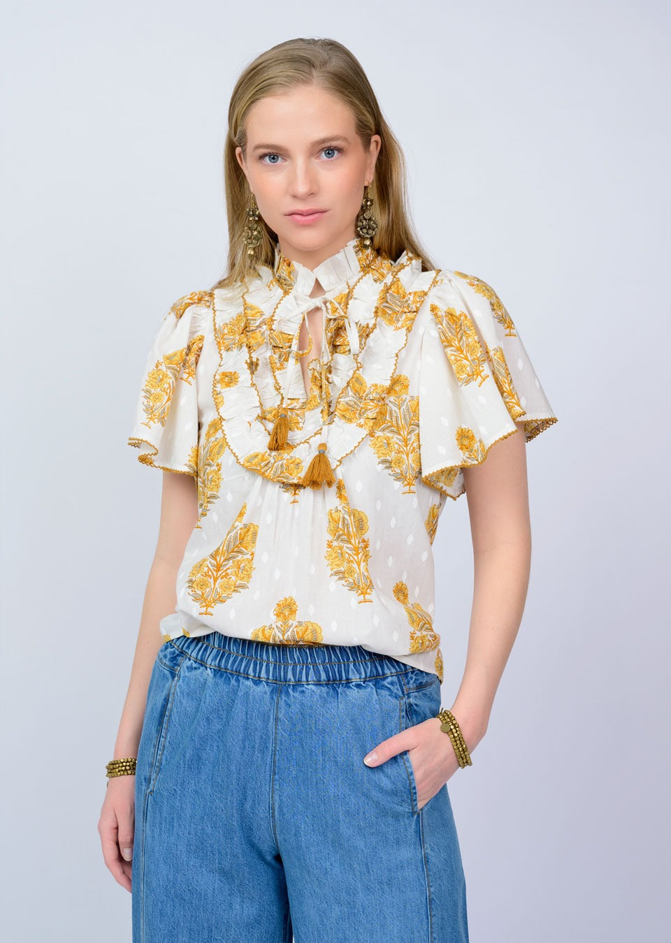 RUFFLE BIB TOP
