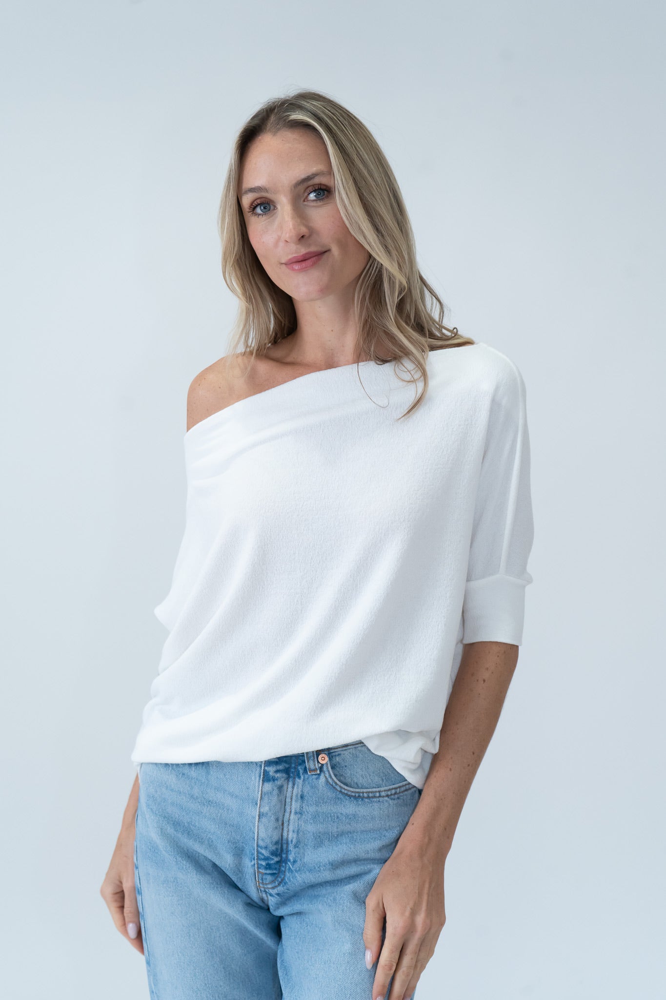 SHORT SLEEVE ANYWHERE TOP