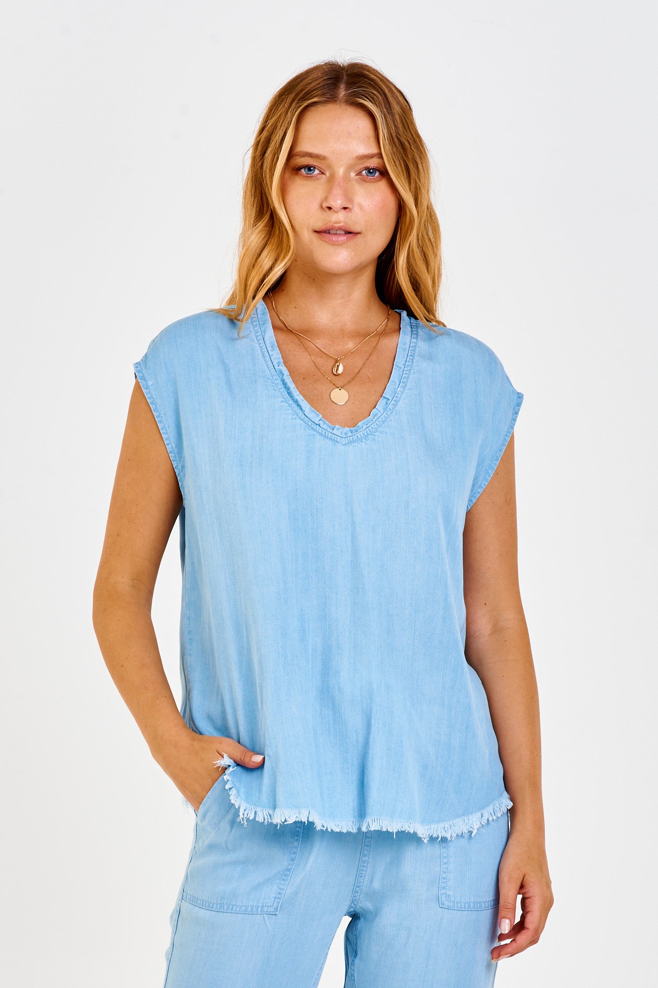 YANIS IN TENCEL