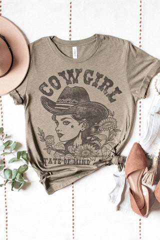 COWGIRL SHORT SLEEVE GRAPHIC TEE